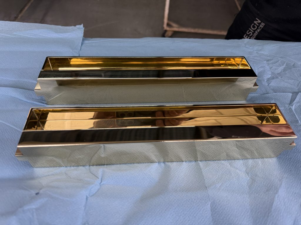 Messing Politur – Hochglanzpolierte Elemente